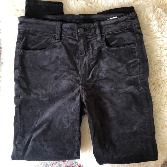SOLD - American Eagle Velvet Hi-Rise Jegging - Picture 3 of 11